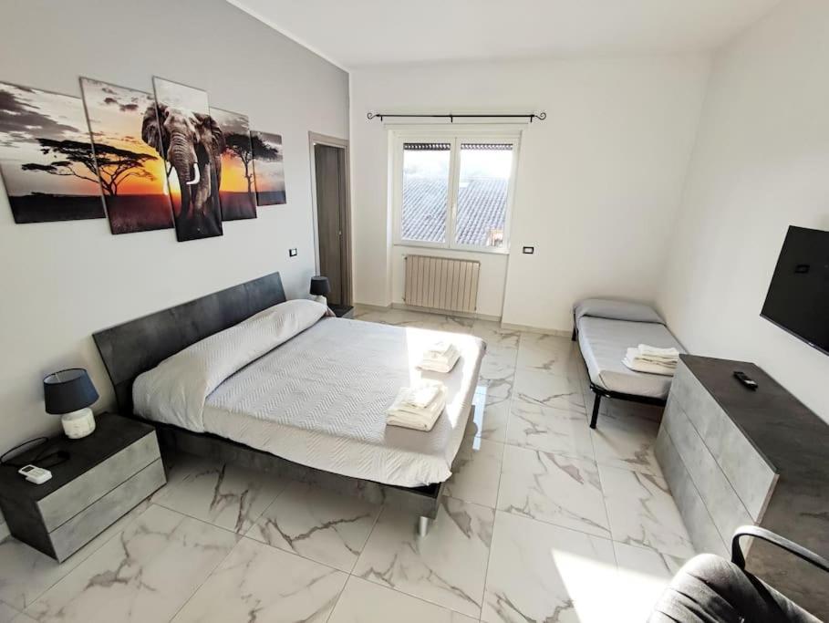 Intero Appartamento Casa Vacanze "Il Pino" Roma Infernetto Buitenkant foto