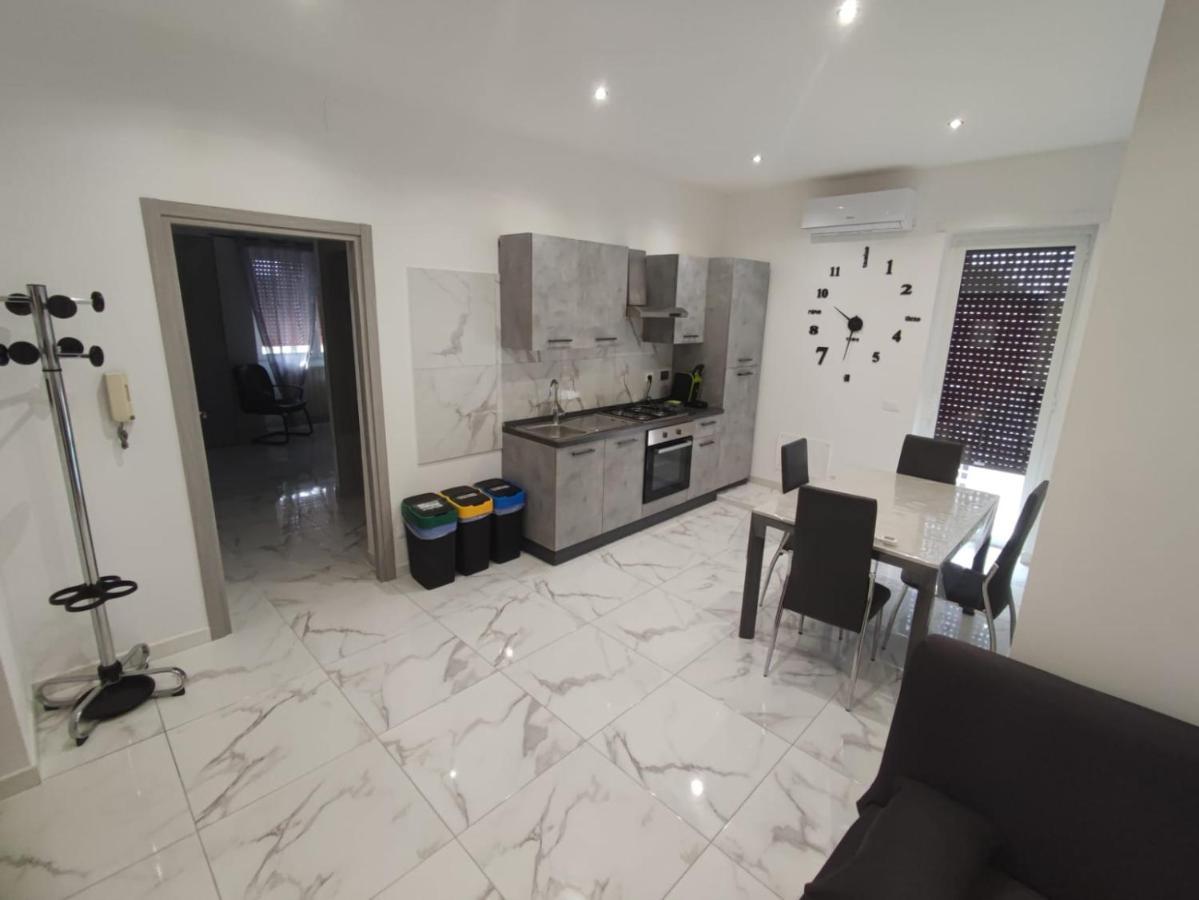 Intero Appartamento Casa Vacanze "Il Pino" Roma Infernetto Buitenkant foto